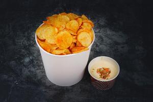 برميل رقائق و غموس برميل رقائق و غموس